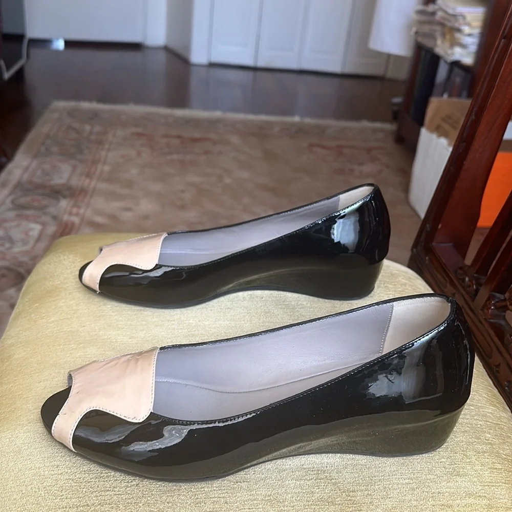 Aquatalia Black Patent Leather Wedge Peep Toe Shoes size 10 NWOB